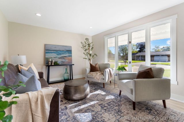 10975 Campanel Drive, Holland Twp, MI 49464