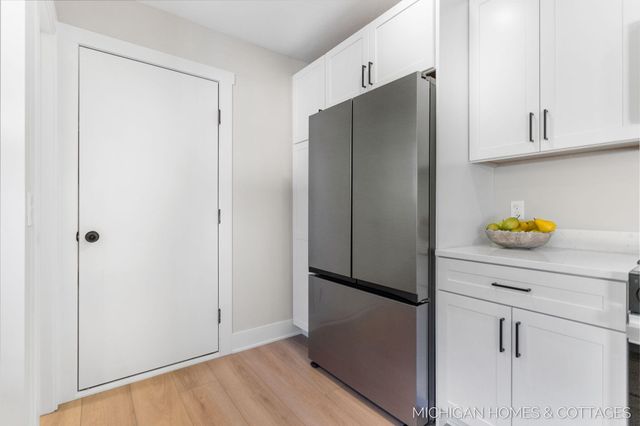 10975 Campanel Drive, Holland Twp, MI 49464