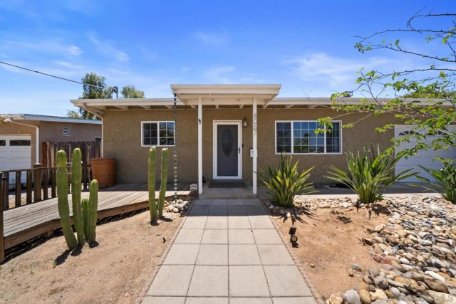 8067 Rancho Fanita, Santee, CA 92071
