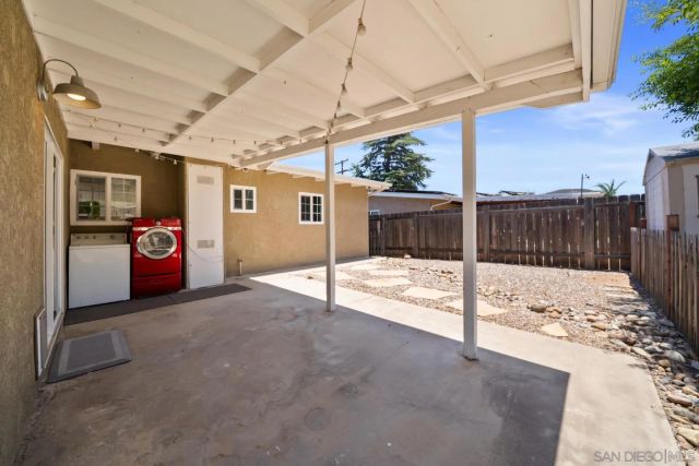 8067 Rancho Fanita, Santee, CA 92071