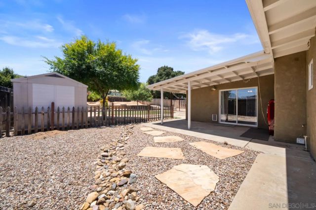 8067 Rancho Fanita, Santee, CA 92071