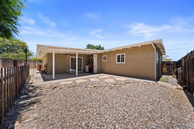 8067 Rancho Fanita, Santee, CA 92071