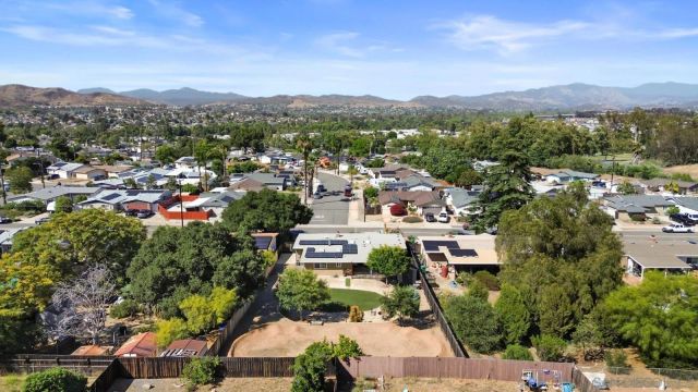 8067 Rancho Fanita, Santee, CA 92071