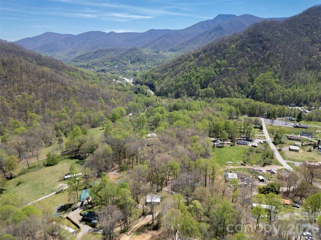 16 Standing Rock Ridge, Maggie Valley, NC 28751