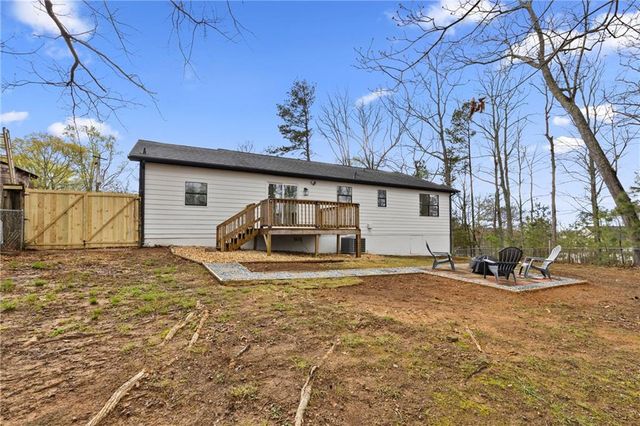 235 Poplar St, Buford, GA 30518