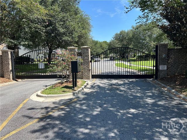 213 Sawgrass Drive, Savannah, GA 31405