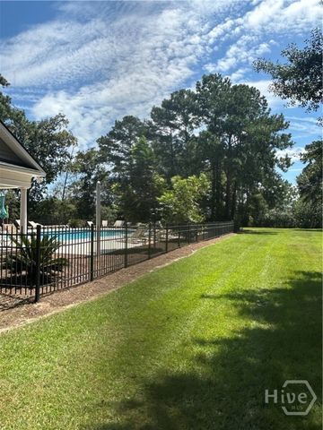 213 Sawgrass Drive, Savannah, GA 31405