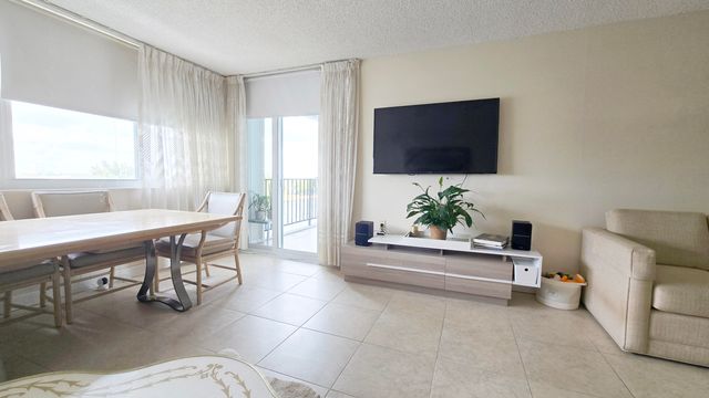 1400 S Ocean Drive 505, Hollywood, FL 33019