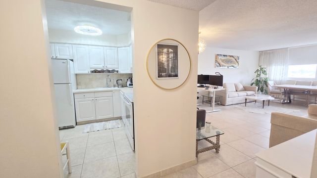1400 S Ocean Drive 505, Hollywood, FL 33019