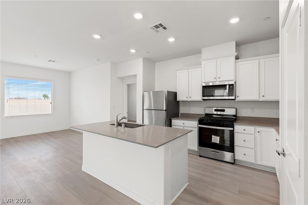 2754 Avril Point Street, Las Vegas, NV 89156 — photo 3