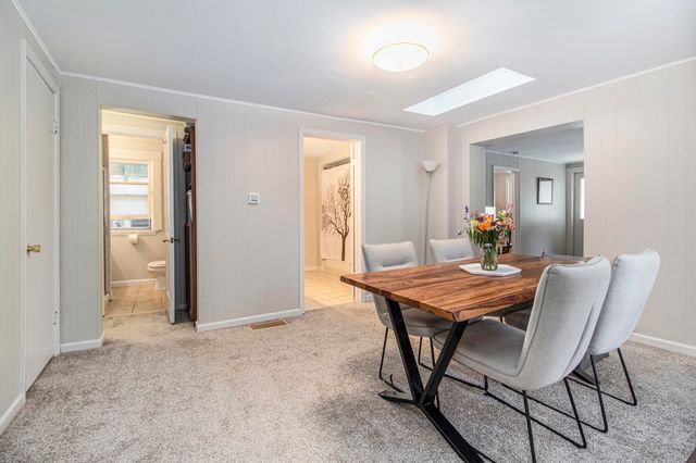 220 S Seventh Street, Ann Arbor, MI 48103