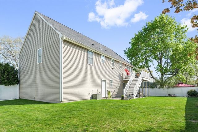 26 S Wheaton Avenue, Seekonk, MA 02771