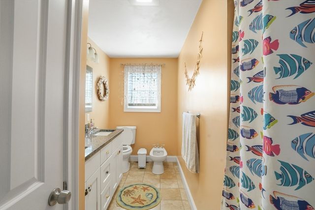 26 S Wheaton Avenue, Seekonk, MA 02771