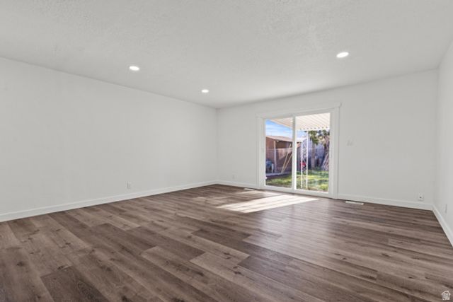 1870 N CELIA WAY, Layton, UT 84041