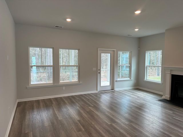 1124 Razor Clam Way, Summerville, SC 29485