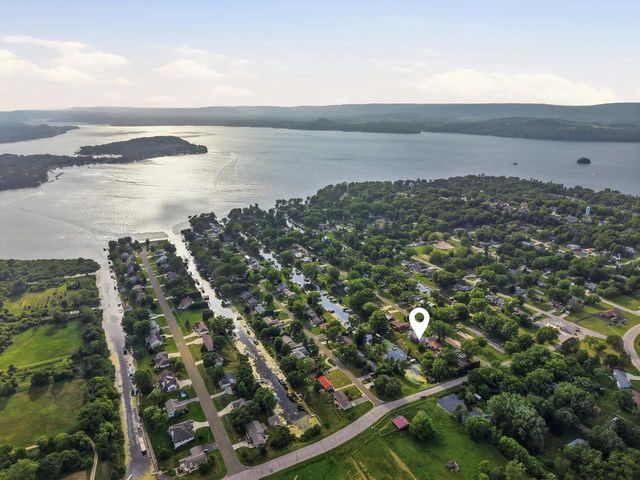 W10942 Bayview Drive, Lodi, WI 53555