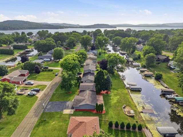 W10942 Bayview Drive, Lodi, WI 53555