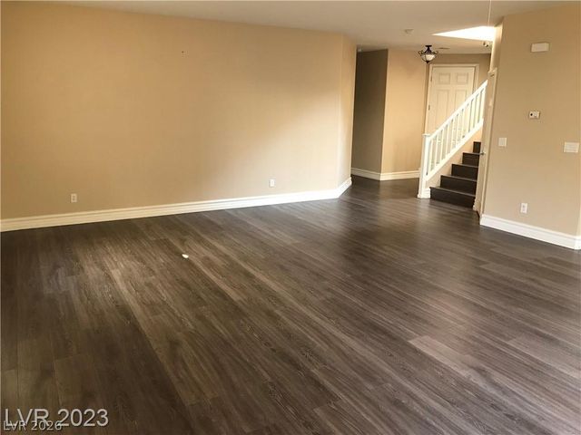 9746 Kampsville Avenue, Las Vegas, NV 89148