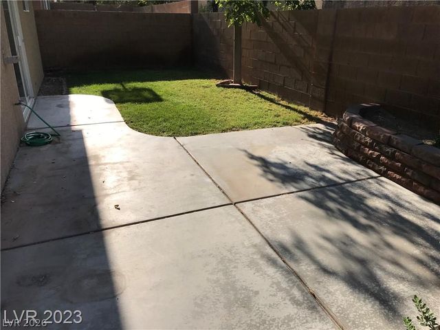 9746 Kampsville Avenue, Las Vegas, NV 89148