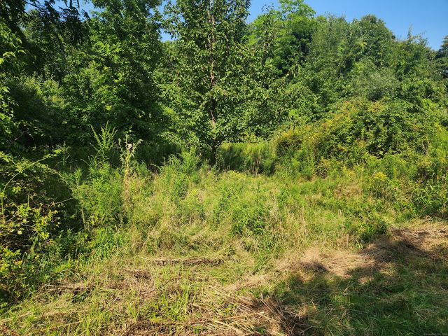 5 Avery St Extension, Norwich, CT 06360