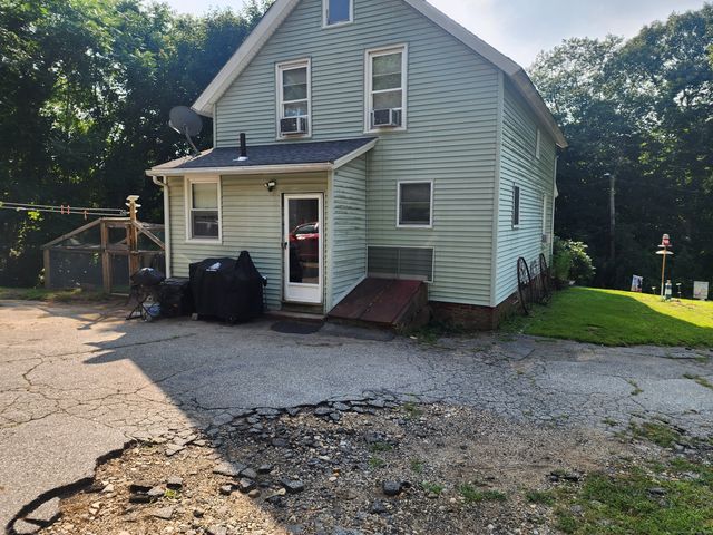 5 Avery St Extension, Norwich, CT 06360