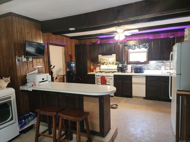 5 Avery St Extension, Norwich, CT 06360