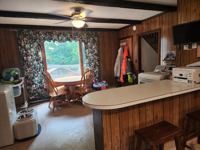 5 Avery St Extension, Norwich, CT 06360