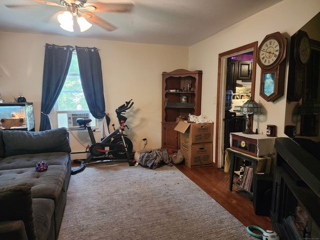 5 Avery St Extension, Norwich, CT 06360