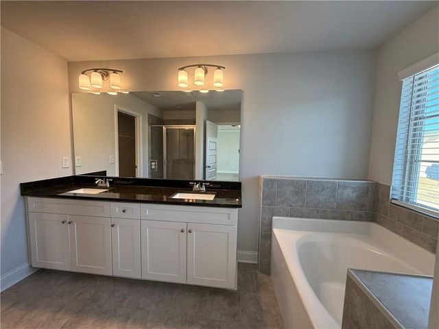 345 Hellen Valley Drive, Braselton, GA 30517