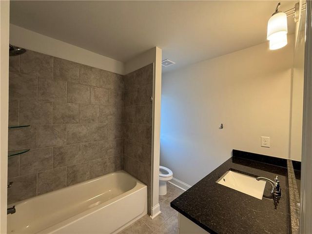 345 Hellen Valley Drive, Braselton, GA 30517