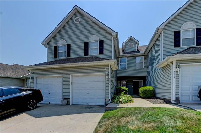 8112 N Lawn Avenue, Kansas City, MO 64119