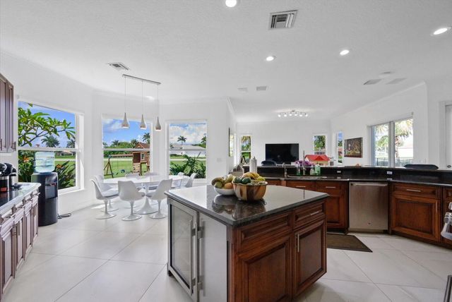 2135 Windsock Way, Wellington, FL 33414