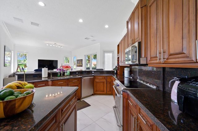 2135 Windsock Way, Wellington, FL 33414