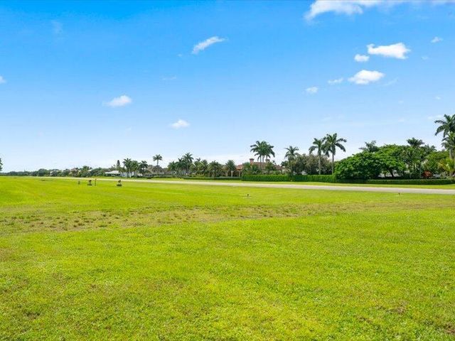 2135 Windsock Way, Wellington, FL 33414
