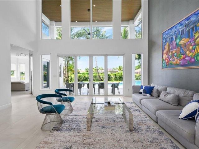 2135 Windsock Way, Wellington, FL 33414