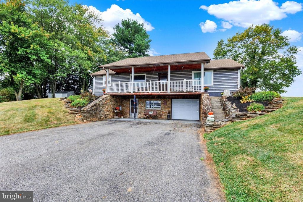 4065 SHAWS SCHOOL RD, Brogue, PA 17309