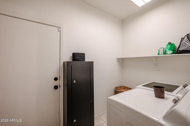 7008 W CESAR Street, Peoria, AZ 85345