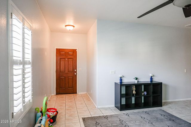 7008 W CESAR Street, Peoria, AZ 85345