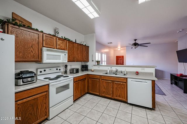 7008 W CESAR Street, Peoria, AZ 85345