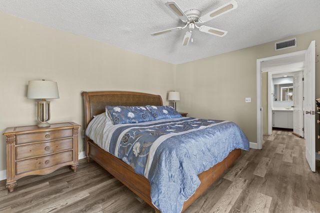5668 SE Riverboat Drive 125, Stuart, FL 34997