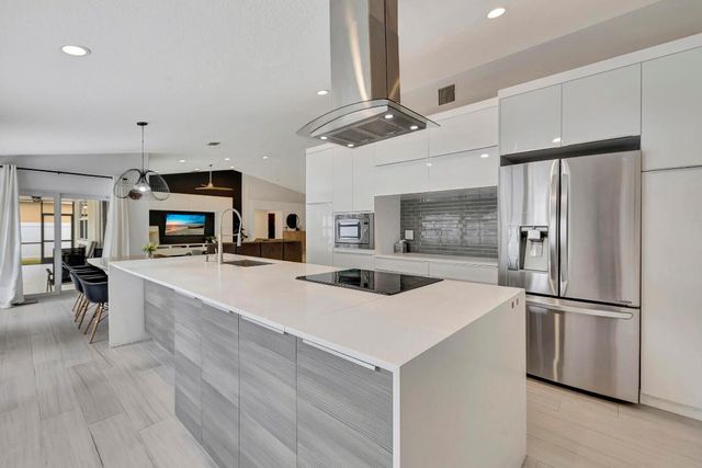 9567 Lake Serena Drive, Boca Raton, FL 33496