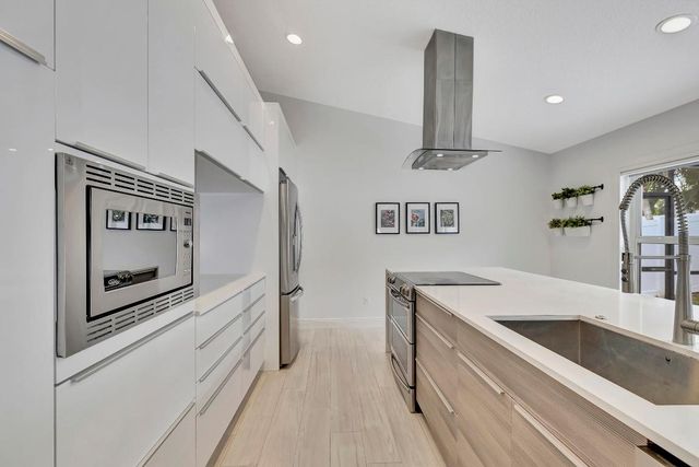 9567 Lake Serena Drive, Boca Raton, FL 33496