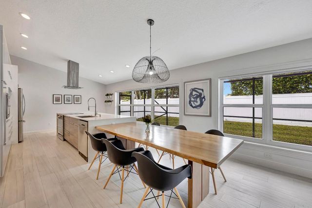 9567 Lake Serena Drive, Boca Raton, FL 33496