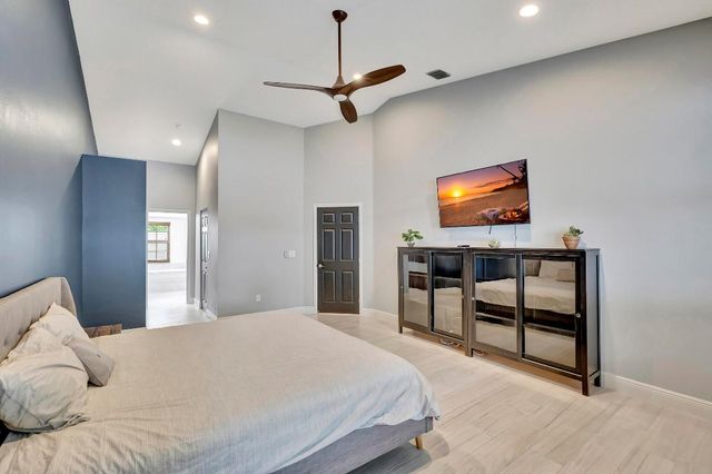 9567 Lake Serena Drive, Boca Raton, FL 33496