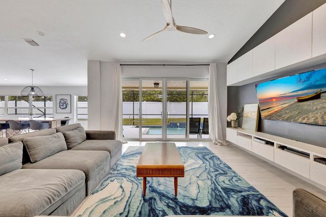 9567 Lake Serena Drive, Boca Raton, FL 33496