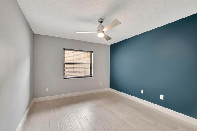 9567 Lake Serena Drive, Boca Raton, FL 33496