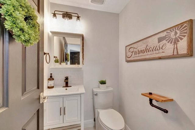 9567 Lake Serena Drive, Boca Raton, FL 33496