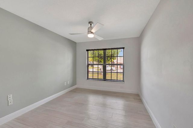 9567 Lake Serena Drive, Boca Raton, FL 33496