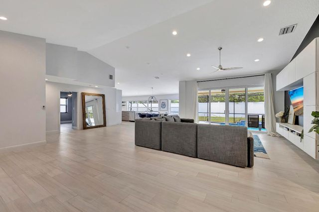 9567 Lake Serena Drive, Boca Raton, FL 33496