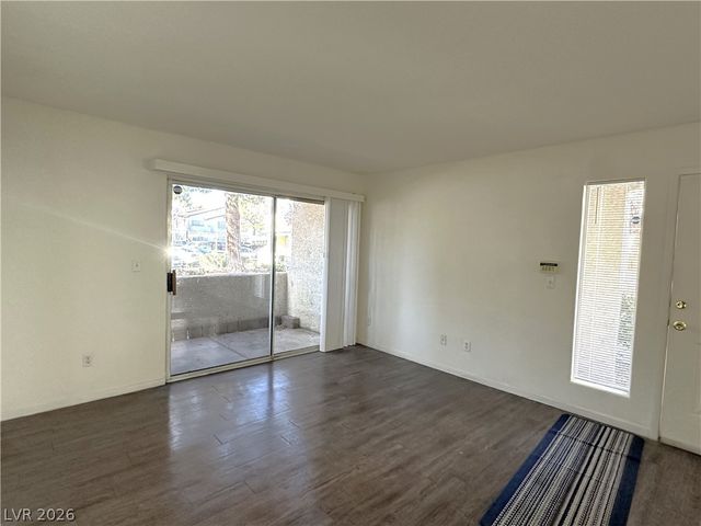 3067 Key Largo Drive 102, Las Vegas, NV 89120